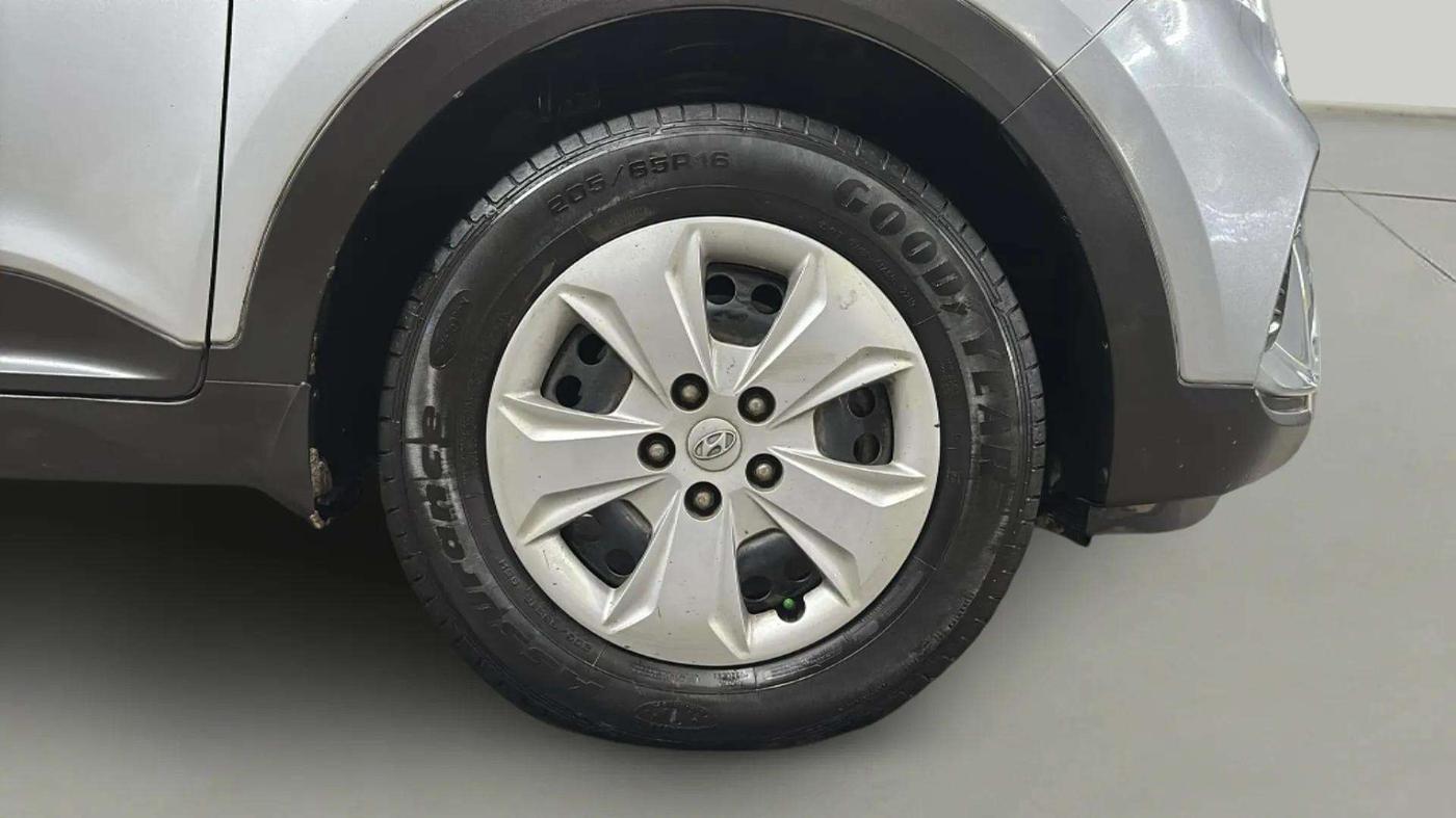 2019 Hyundai Creta E PLUS 1.6 PETROL, Petrol, Manual, 56,294 km, Right Front Wheel