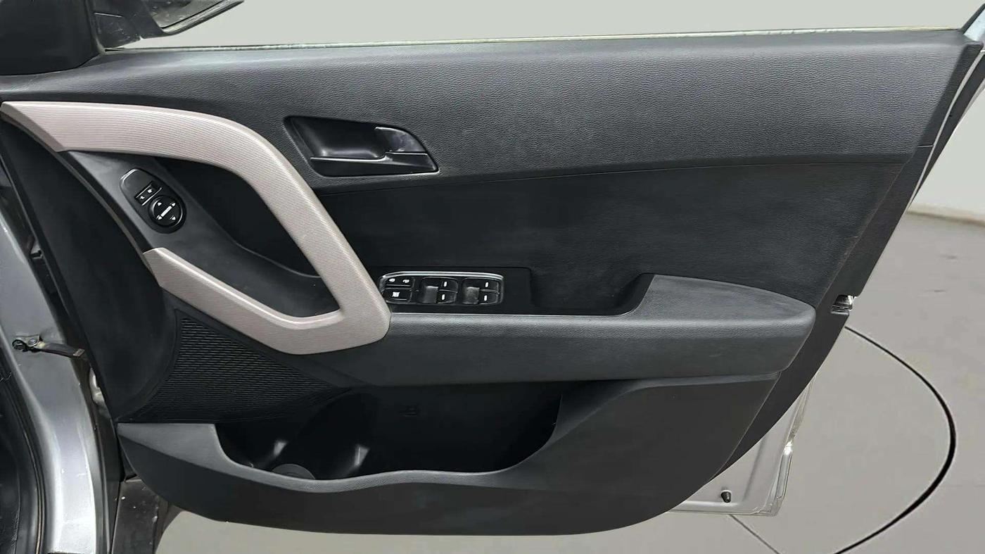 2019 Hyundai Creta E PLUS 1.6 PETROL, Petrol, Manual, 56,294 km, Driver Side Door Panels Control