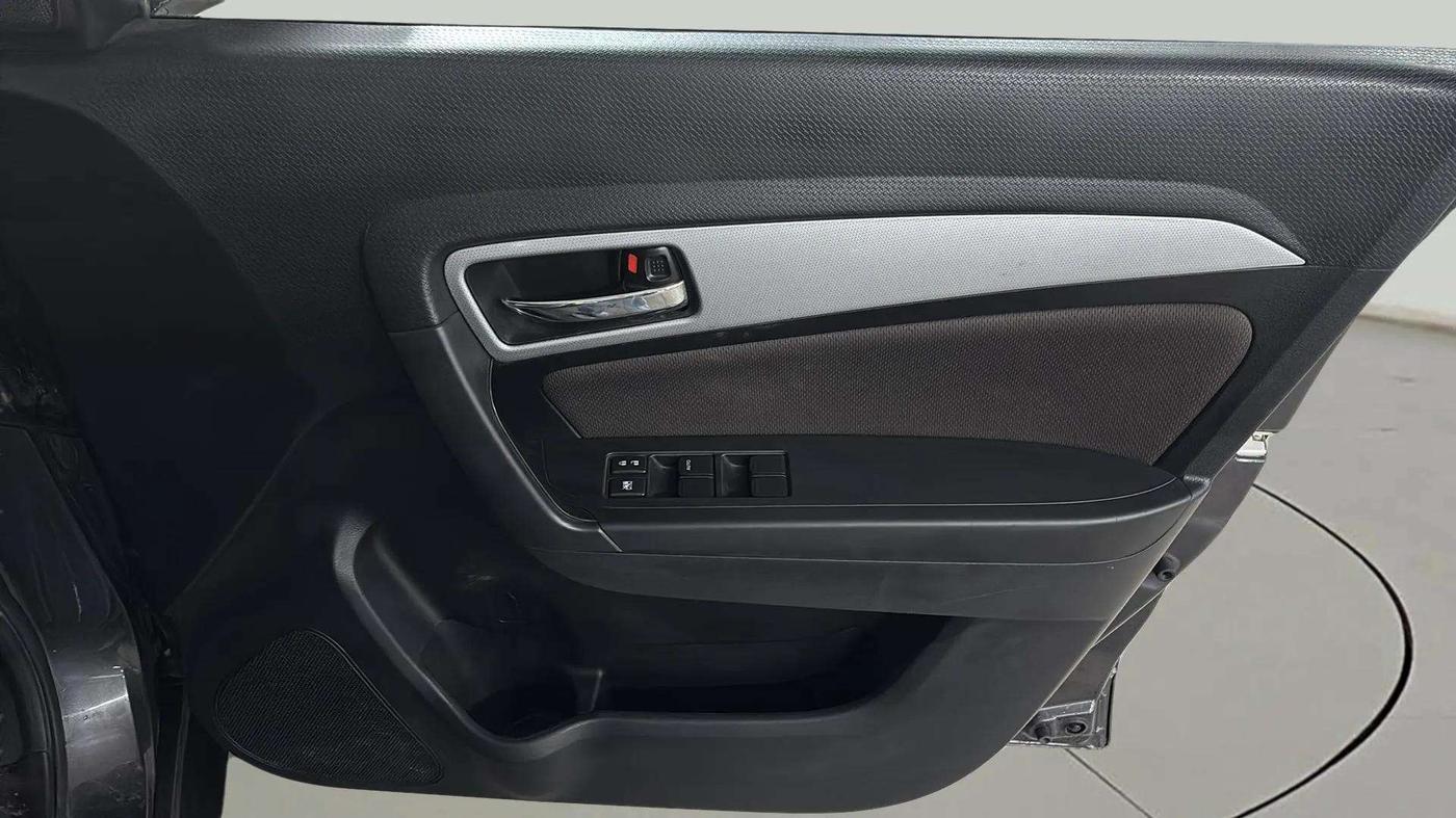 2021 Toyota URBAN CRUISER HIGH GRADE MT, Petrol, Manual, 71,905 km, Driver Side Door Panels Control
