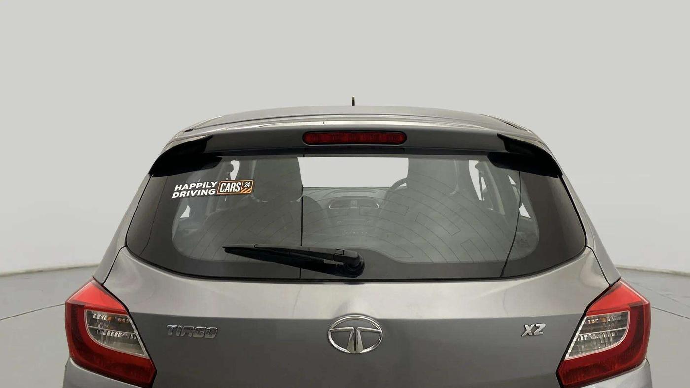 2018 Tata Tiago XZ PETROL, Petrol, Manual, 62,902 km, Rear Windshield
