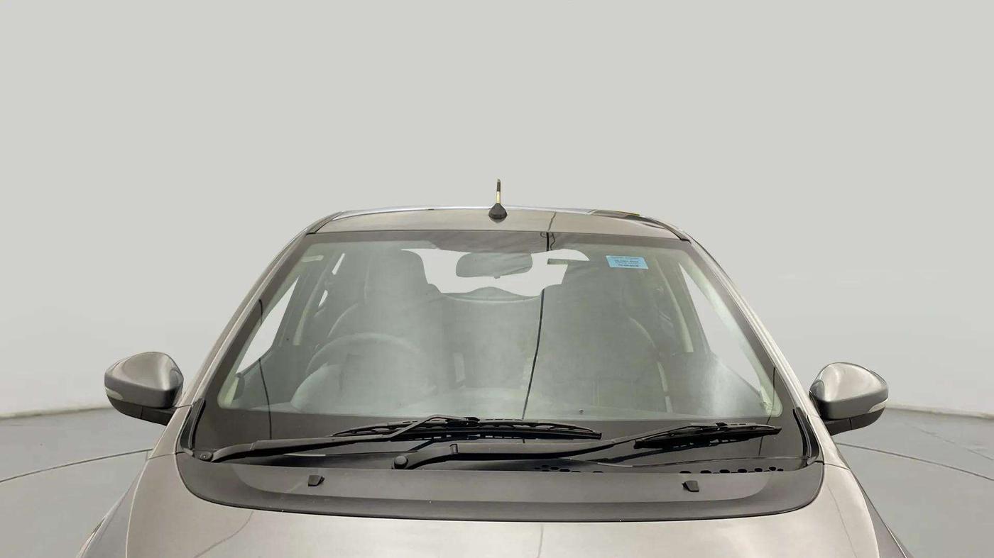 2018 Tata Tiago XZ PETROL, Petrol, Manual, 62,902 km, Front Windshield