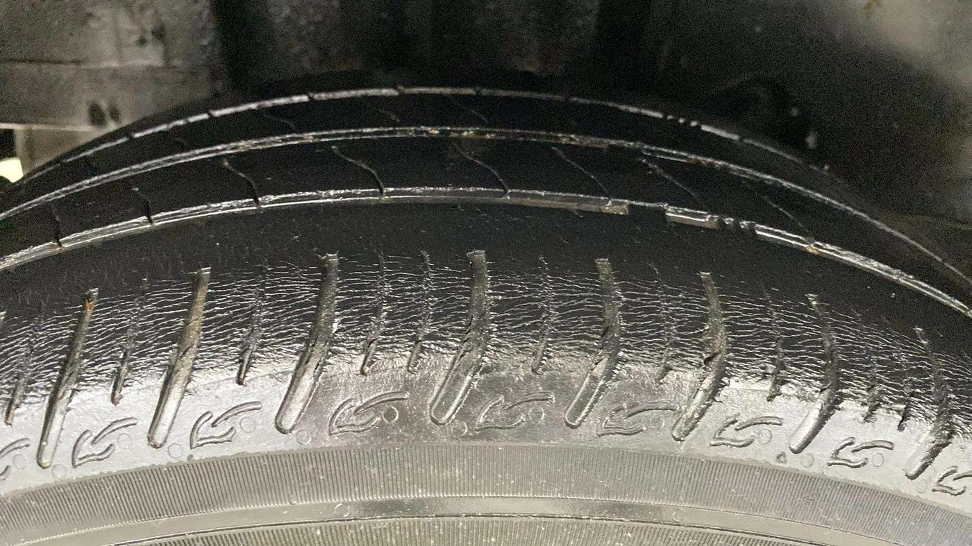 2018 Tata Tiago XZ PETROL, Petrol, Manual, 62,902 km, Right Rear Tyre Tread