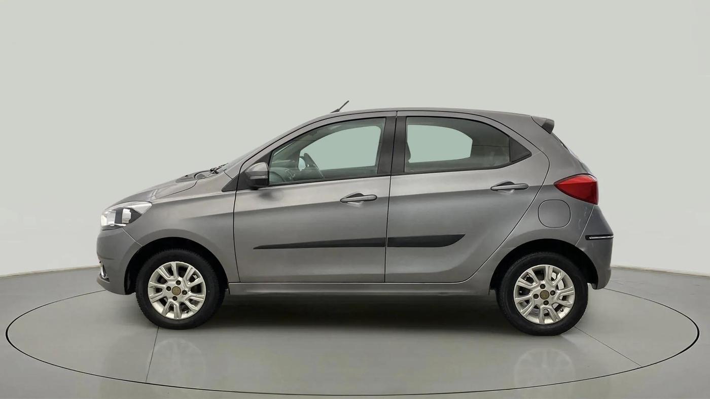 2018 Tata Tiago XZ PETROL, Petrol, Manual, 62,902 km, Left Side