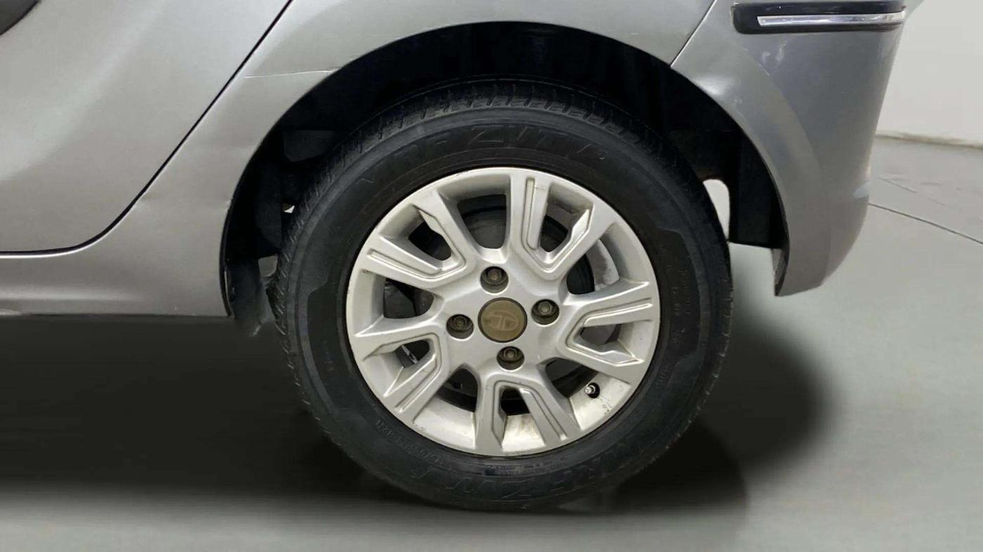 2018 Tata Tiago XZ PETROL, Petrol, Manual, 62,902 km, Left Rear Wheel