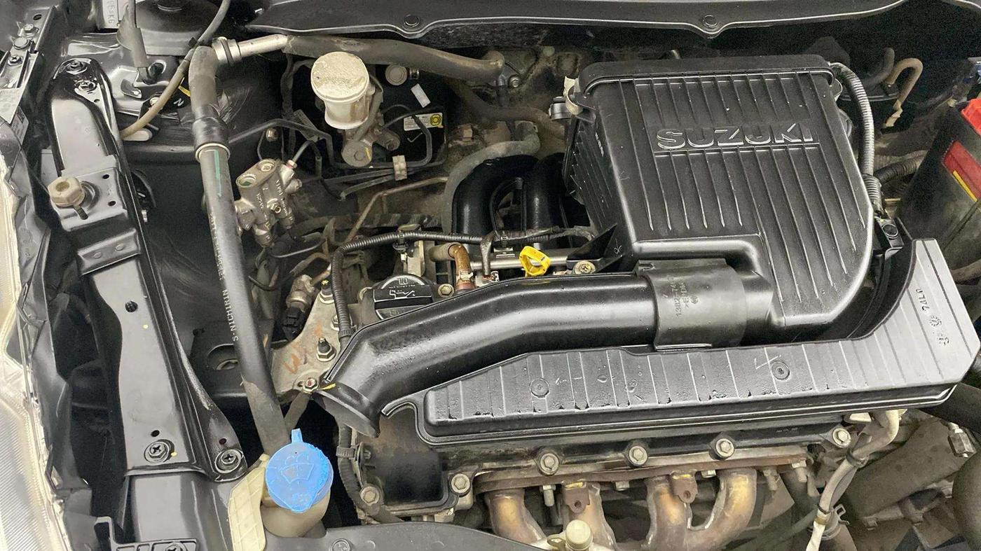2016 Maruti Swift VXI, Petrol, Manual, 61,455 km, Engine View - Right