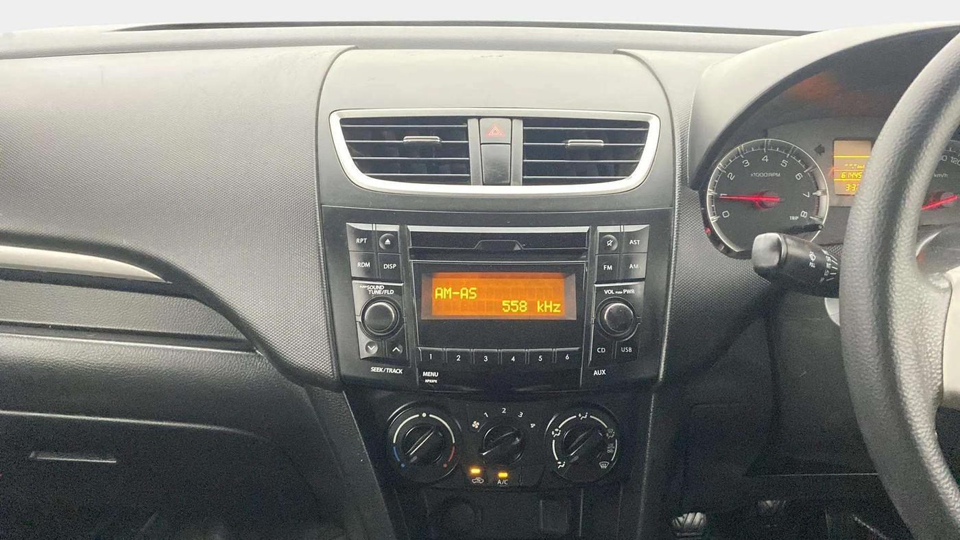 2016 Maruti Swift VXI, Petrol, Manual, 61,455 km, Air Conditioner