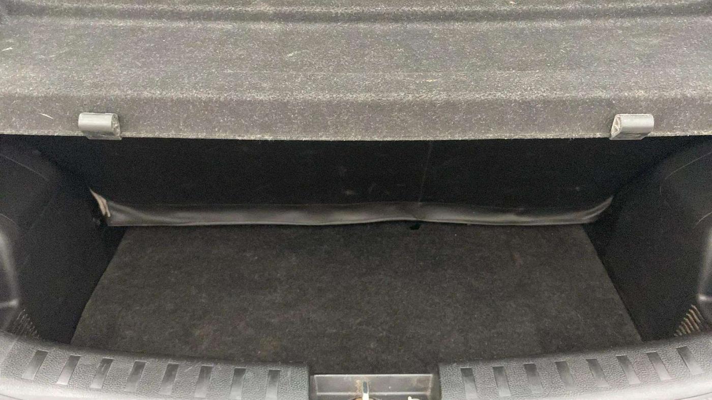 2016 Maruti Swift VXI, Petrol, Manual, 61,455 km, Boot Open Zoomed View