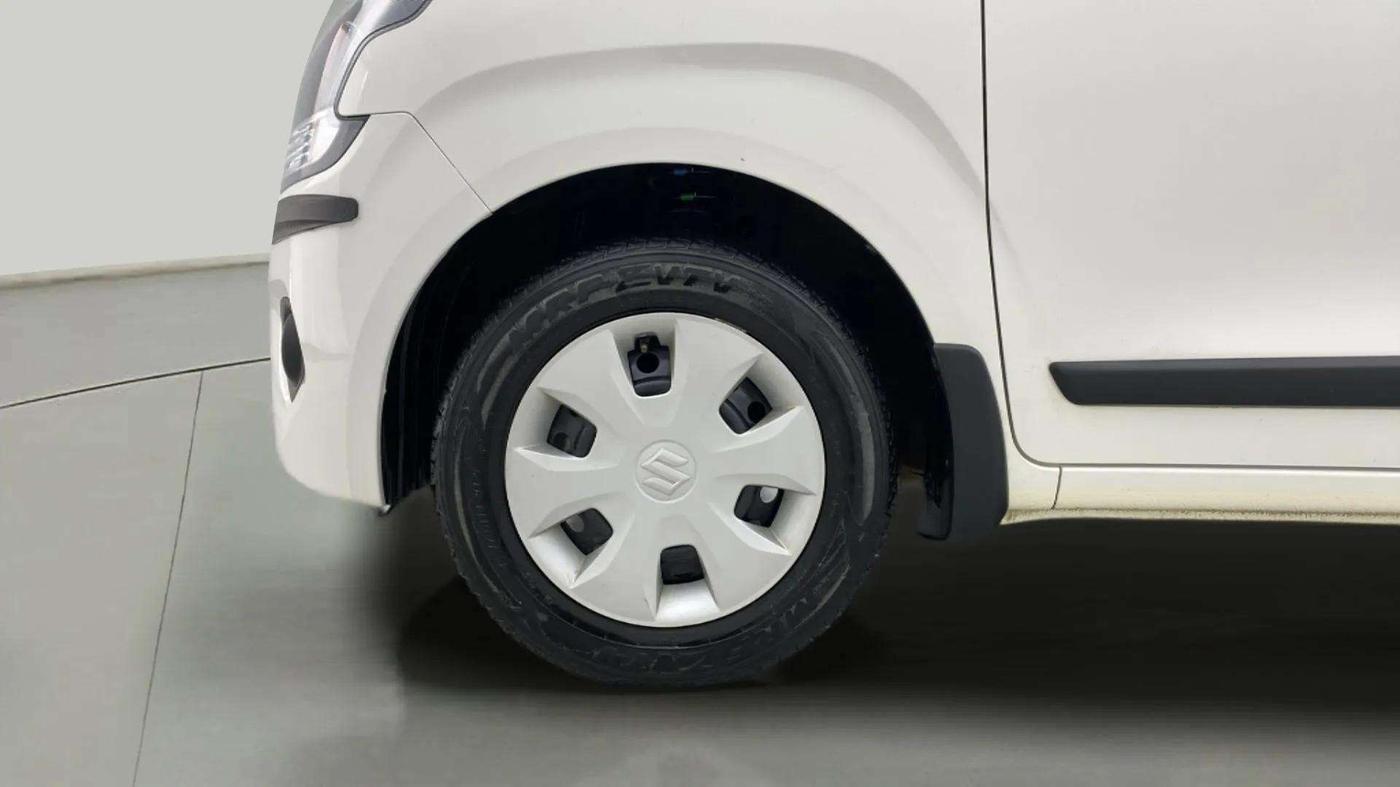 2021 Maruti New Wagon-R ZXI 1.2 AMT, Petrol, Automatic, 10,400 km, Left Front Wheel