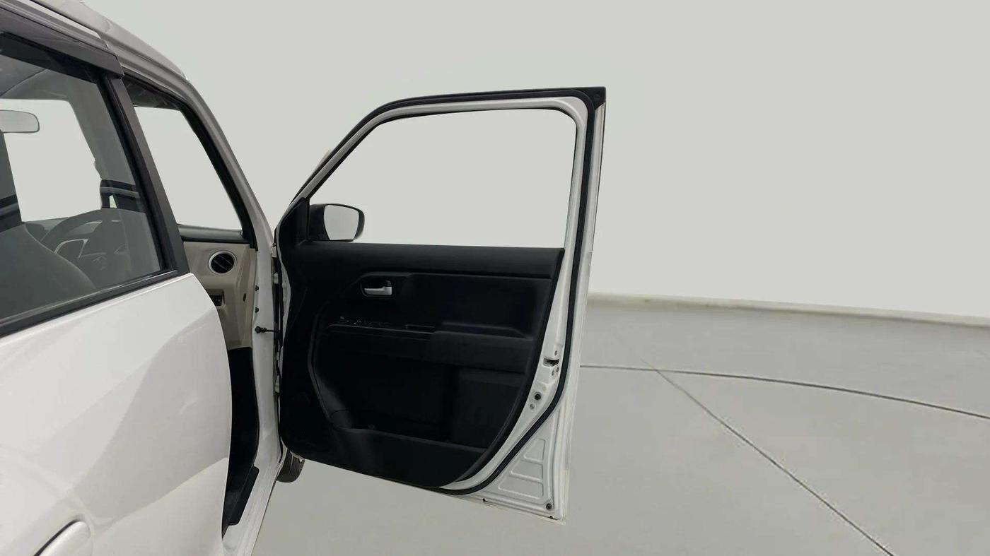 2021 Maruti New Wagon-R ZXI 1.2 AMT, Petrol, Automatic, 10,400 km, RHS Front Door