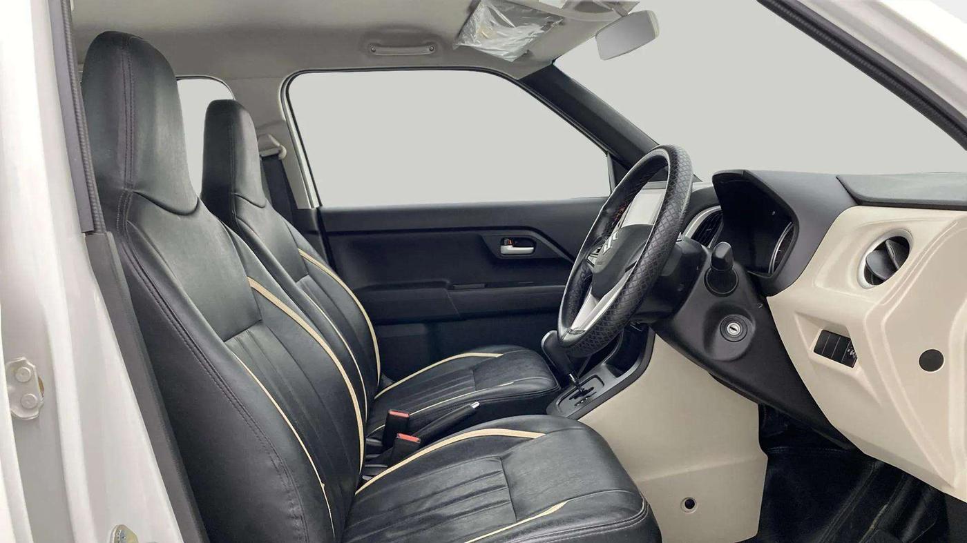 2021 Maruti New Wagon-R ZXI 1.2 AMT, Petrol, Automatic, 10,400 km, Right Side Front Door Cabin