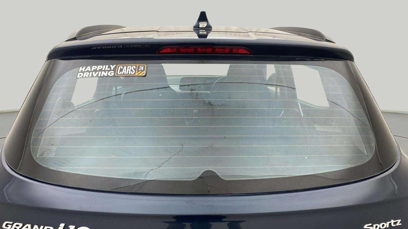 2022 Hyundai GRAND I10 NIOS SPORTZ 1.2 KAPPA VTVT, Petrol, Manual, 17,213 km, Rear Windshield