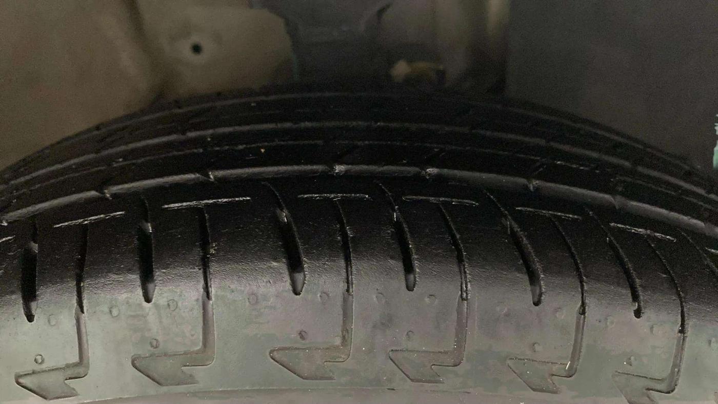 2024 Maruti Celerio VXI CNG, CNG, Manual, 18,093 km, Right Front Tyre Tread