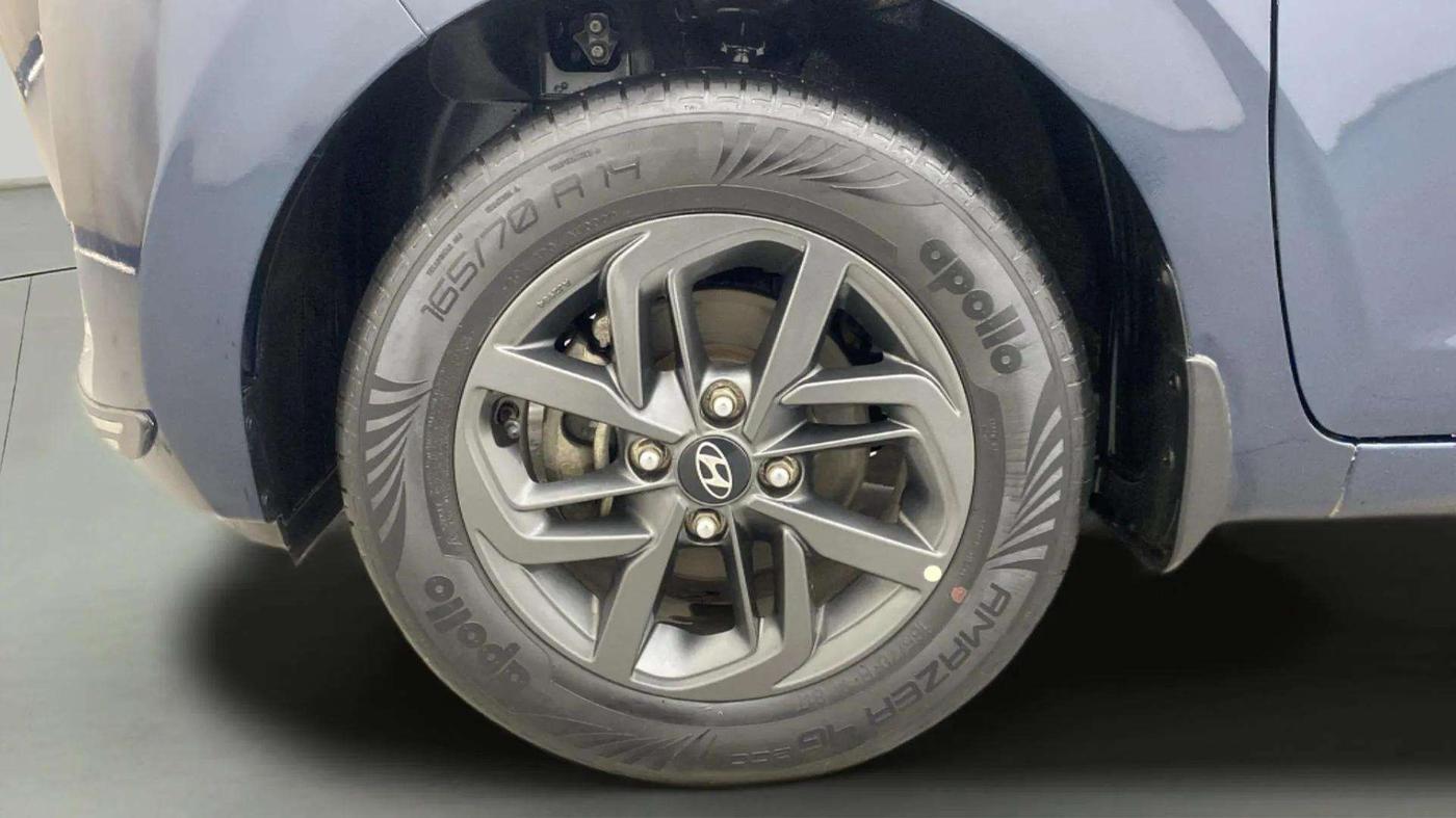 2020 Hyundai GRAND I10 NIOS SPORTZ AMT 1.2 KAPPA VTVT, Petrol, Automatic, 30,701 km, Left Front Wheel