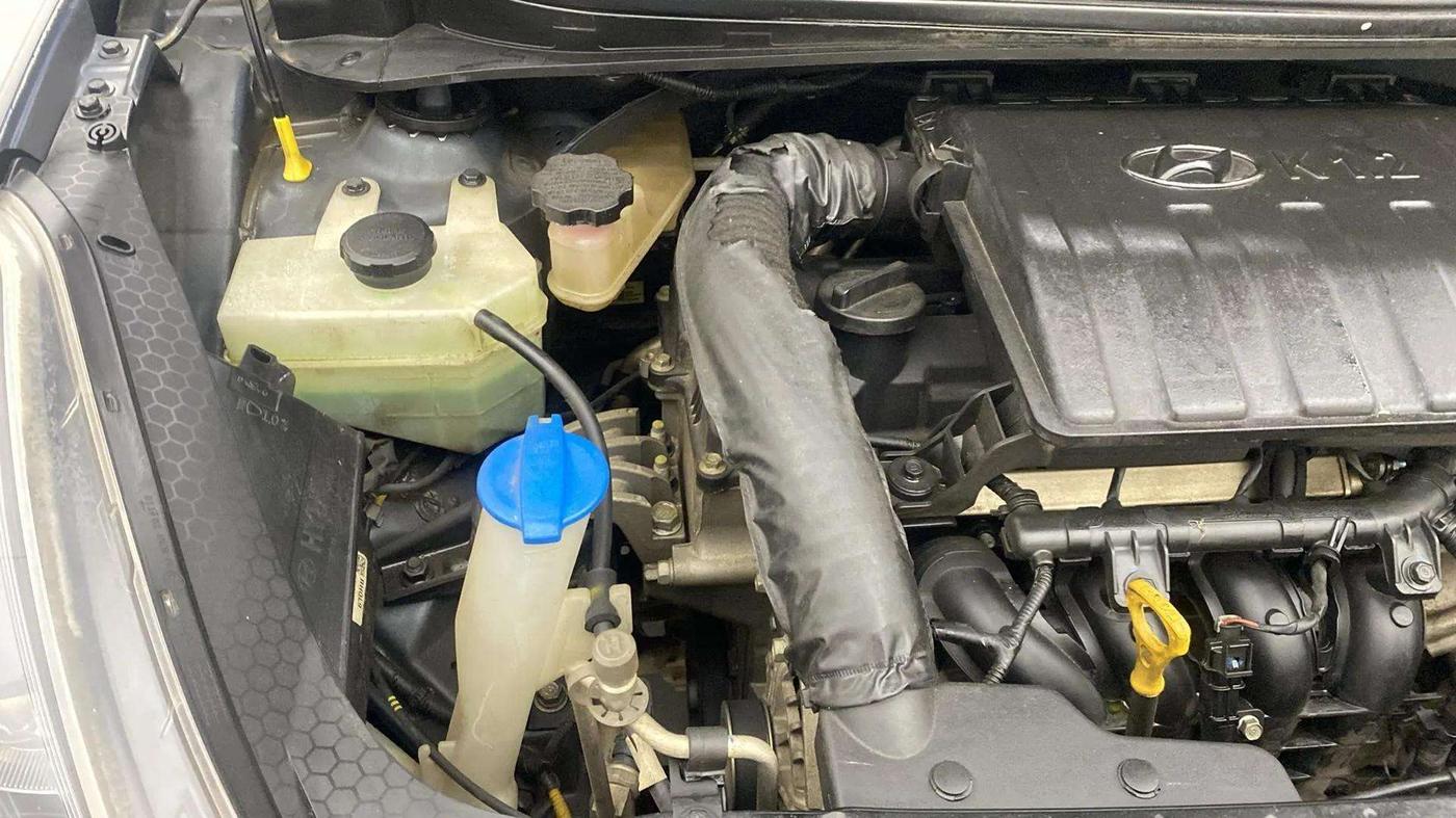2020 Hyundai GRAND I10 NIOS SPORTZ AMT 1.2 KAPPA VTVT, Petrol, Automatic, 30,701 km, Engine View - Right