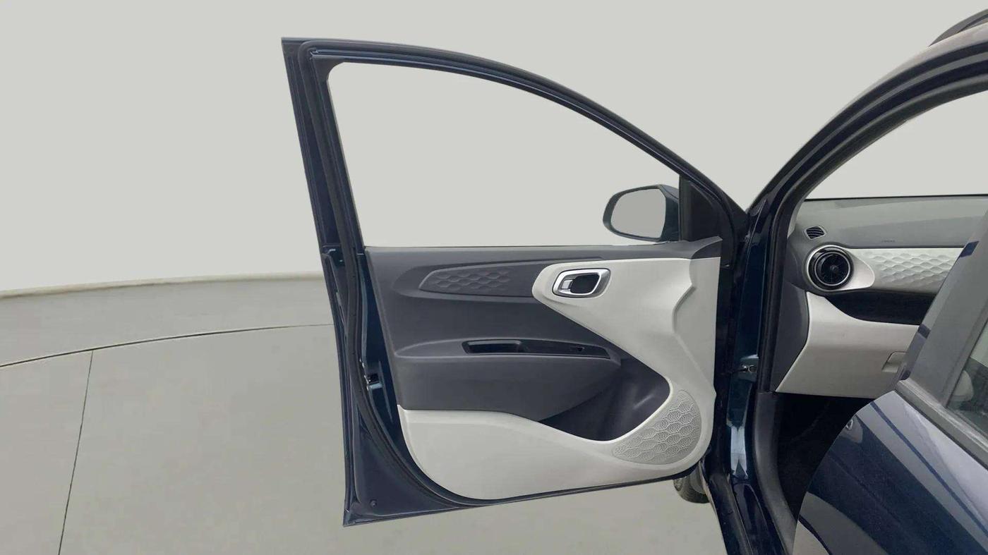 2020 Hyundai GRAND I10 NIOS SPORTZ AMT 1.2 KAPPA VTVT, Petrol, Automatic, 30,701 km, LHS Front Door