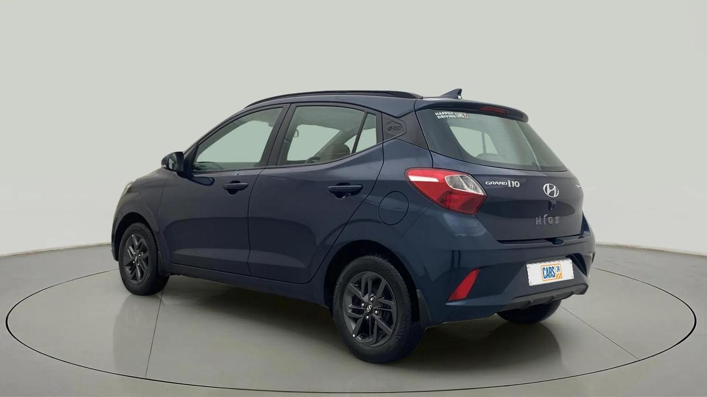 2020 Hyundai GRAND I10 NIOS SPORTZ AMT 1.2 KAPPA VTVT, Petrol, Automatic, 30,701 km, Left Back Diagonal