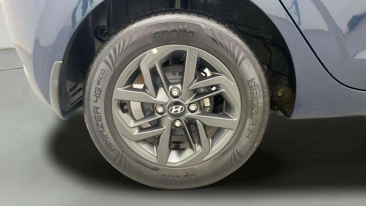 2020 Hyundai GRAND I10 NIOS SPORTZ AMT 1.2 KAPPA VTVT, Petrol, Automatic, 30,701 km, Right Rear Wheel