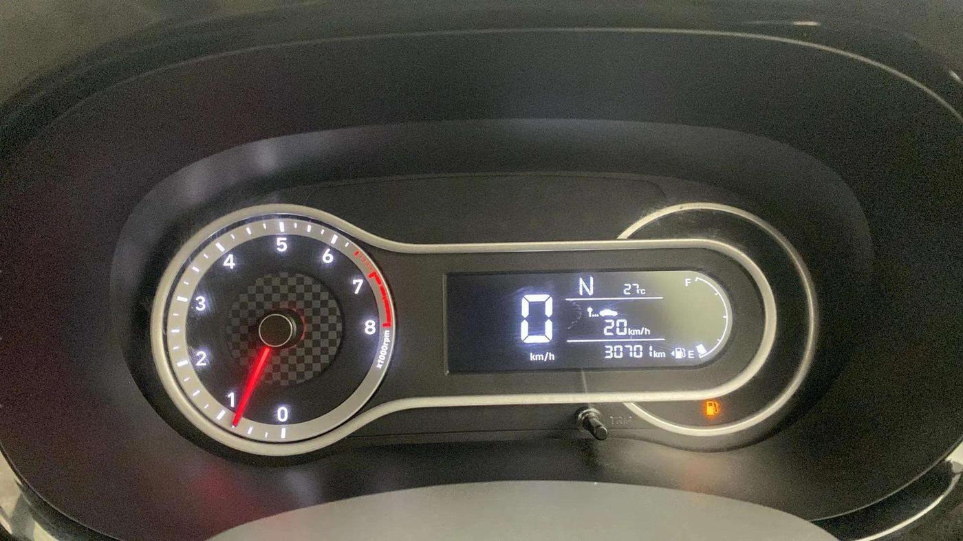 2020 Hyundai GRAND I10 NIOS SPORTZ AMT 1.2 KAPPA VTVT, Petrol, Automatic, 30,701 km, Odometer Image