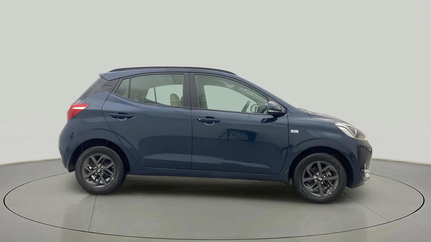 2020 Hyundai GRAND I10 NIOS SPORTZ AMT 1.2 KAPPA VTVT, Petrol, Automatic, 30,701 km, Right Side View