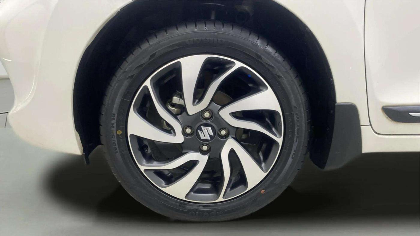 2021 Maruti Baleno ALPHA PETROL 1.2, Petrol, Manual, 32,410 km, Left Front Wheel