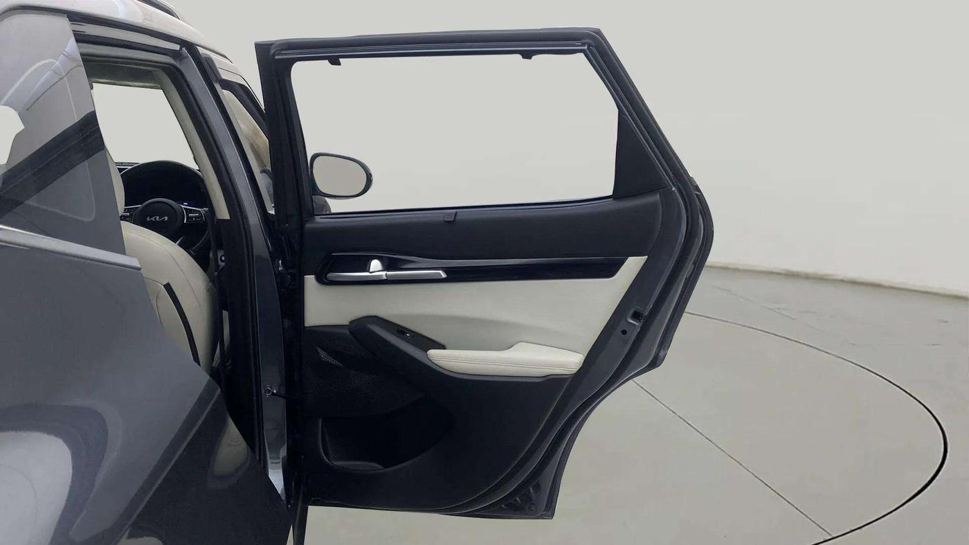 2023 KIA SELTOS  HTX IVT G, Petrol, Automatic, 21,788 km, RHS Rear Door