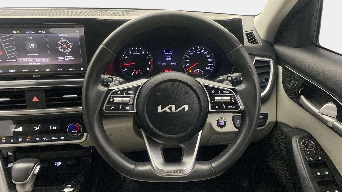 2023 KIA SELTOS  HTX IVT G, Petrol, Automatic, 21,788 km, Steering Wheel Close Up