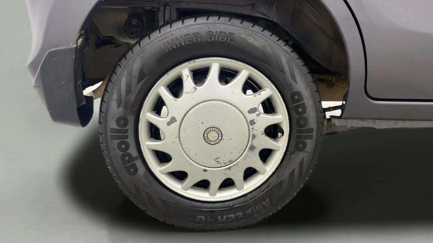 2013 Maruti Alto 800 LXI, Petrol, Manual, 92,778 km, Right Rear Wheel