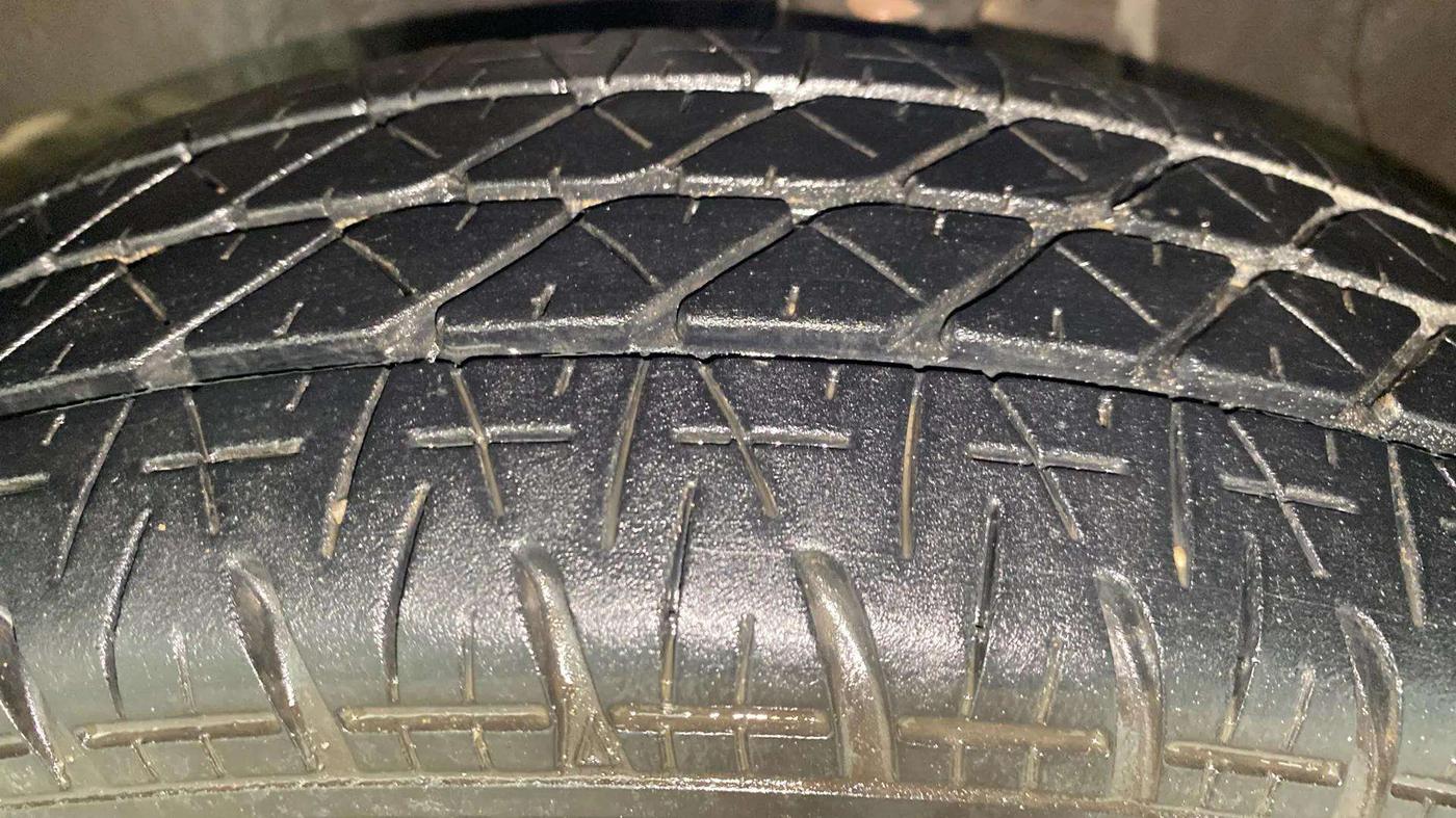 2013 Maruti Alto 800 LXI, Petrol, Manual, 92,778 km, Left Front Tyre Tread