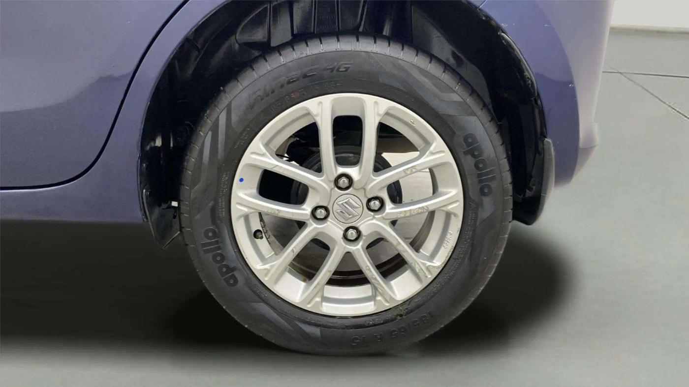 2020 Maruti Swift ZXI, Petrol, Manual, 28,832 km, Left Rear Wheel