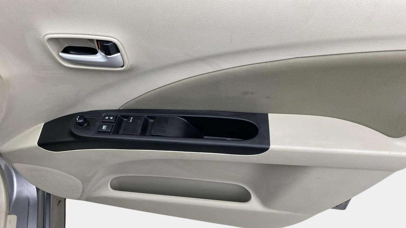 2021 Maruti Celerio ZXI, Petrol, Manual, 19,889 km, Driver Side Door Panels Control