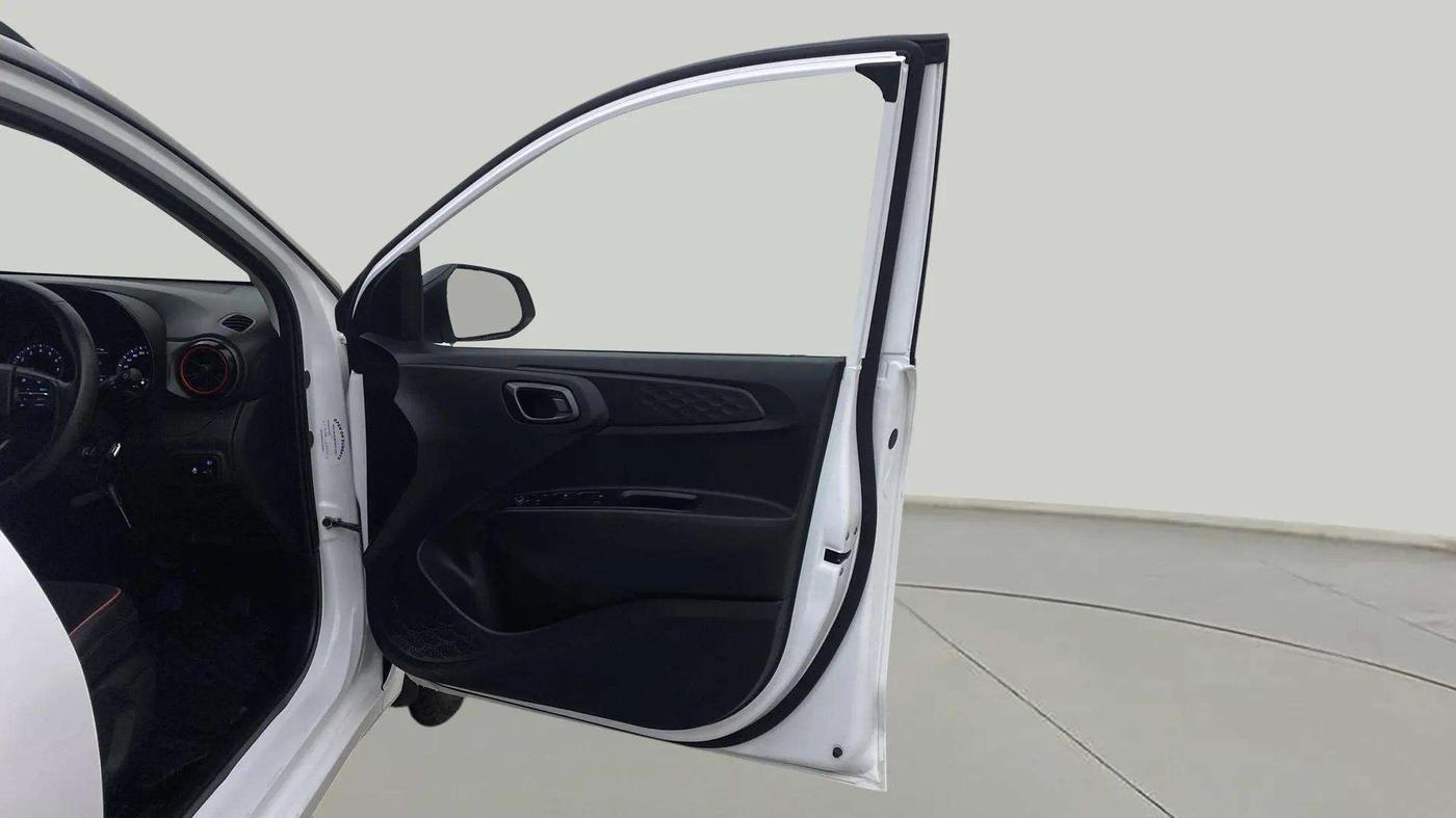2023 Hyundai GRAND I10 NIOS SPORTZ 1.2 KAPPA VTVT DUAL TONE, Petrol, Manual, 12,792 km, RHS Front Door