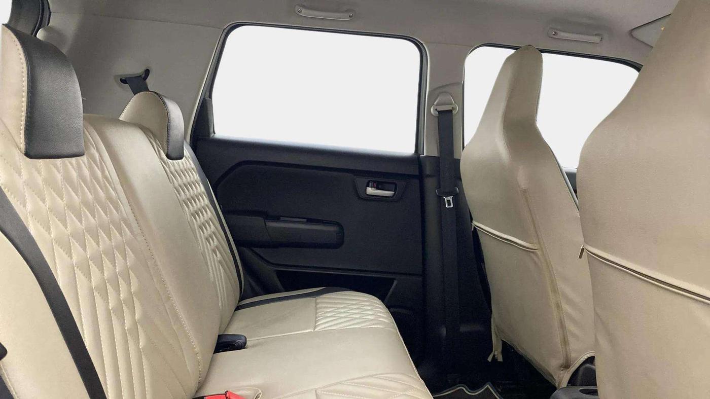 2022 Maruti New Wagon-R VXI 1.0, Petrol, Manual, 6,912 km, Right Side Rear Door Cabin