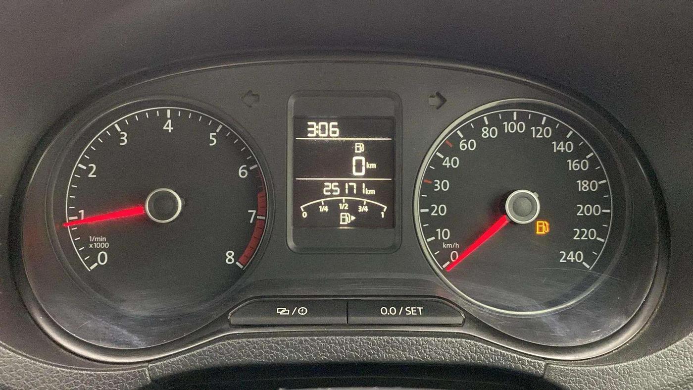 2021 Volkswagen Polo HIGHLINE PLUS 1.0L TSI, Petrol, Manual, 25,345 km, Odometer Image