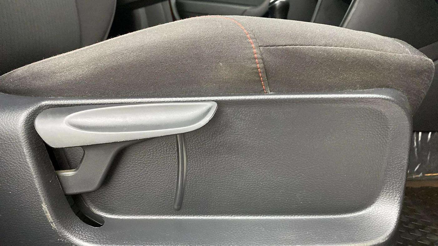 2021 Volkswagen Polo HIGHLINE PLUS 1.0L TSI, Petrol, Manual, 25,345 km, Driver Side Adjustment Panel