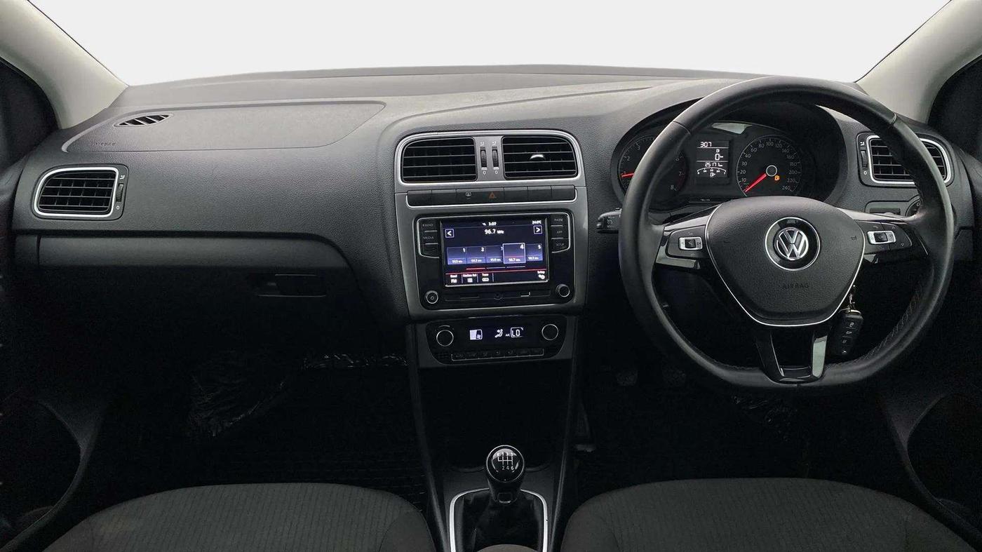 2021 Volkswagen Polo HIGHLINE PLUS 1.0L TSI, Petrol, Manual, 25,345 km, Dashboard
