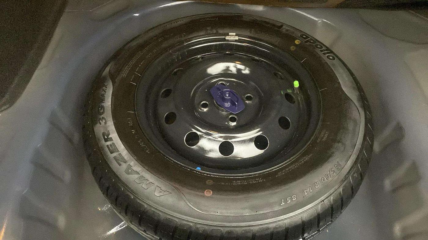 2018 Maruti Dzire VXI, Petrol, Manual, 32,649 km, Spare Tyre
