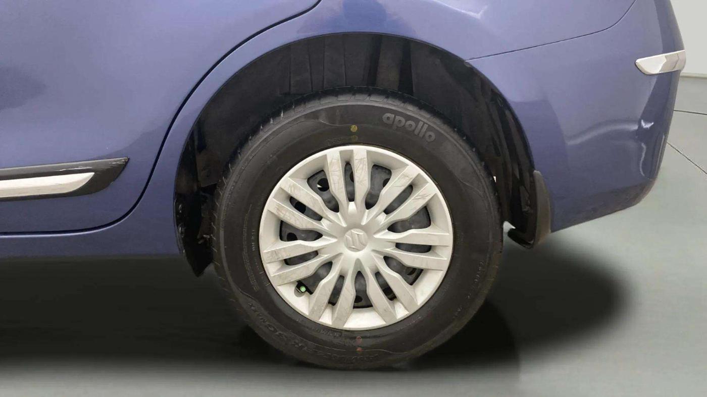 2018 Maruti Dzire VXI, Petrol, Manual, 32,649 km, Left Rear Wheel