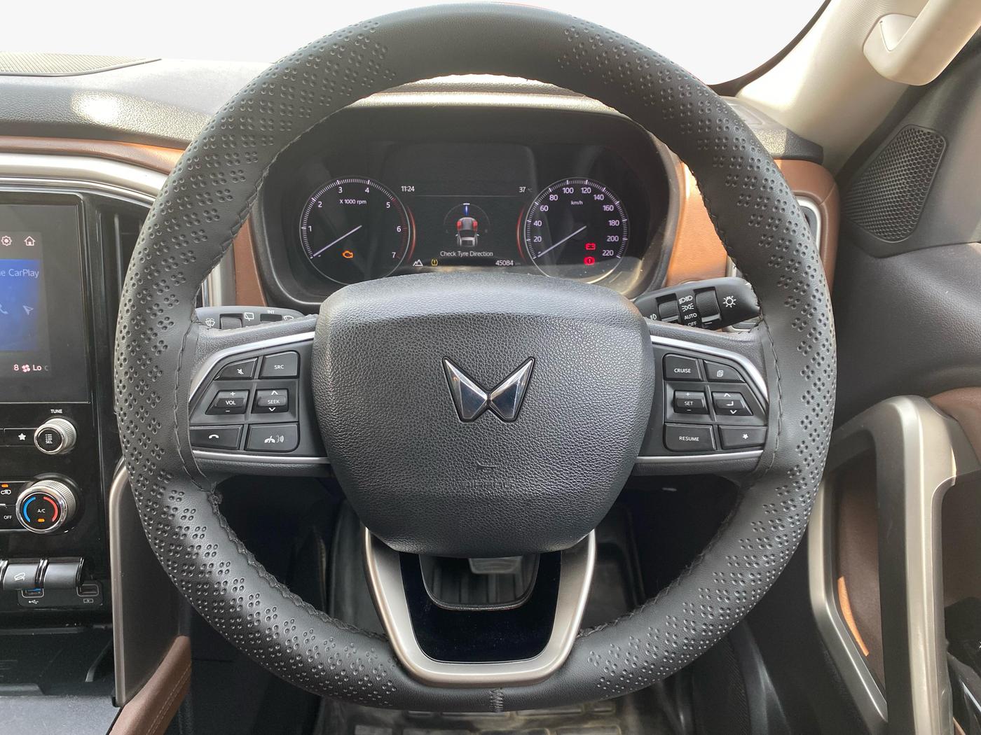2023 Mahindra SCORPIO-N Z8 L DIESEL AT 4WD 7 STR, Diesel, Automatic, 45,084 km, Steering Wheel Close Up
