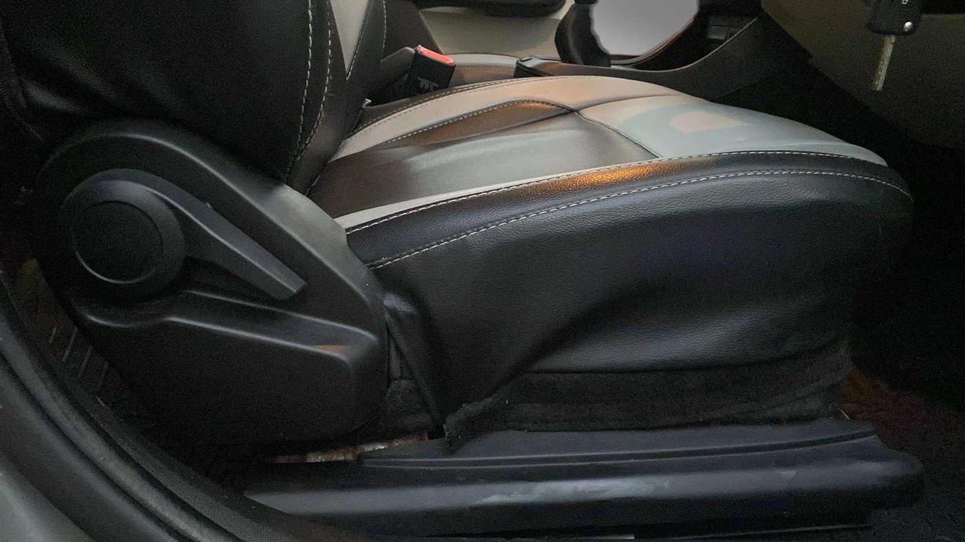 2022 Tata ALTROZ XM PLUS PETROL, Petrol, Manual, 23,282 km, Driver Side Adjustment Panel