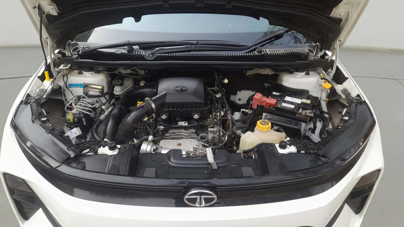 2023 Tata NEXON FEARLESS + S P MT, Petrol, Manual, 28,739 km, Open Bonet