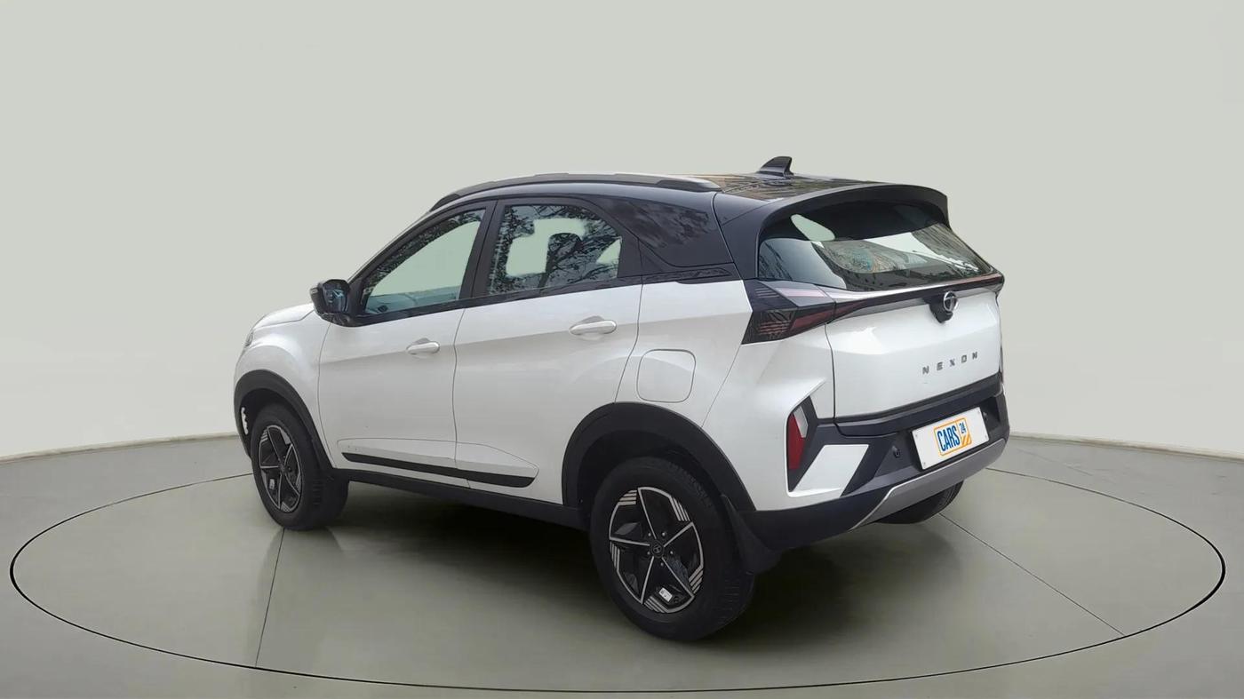 2023 Tata NEXON FEARLESS + S P MT, Petrol, Manual, 28,739 km, Left Back Diagonal