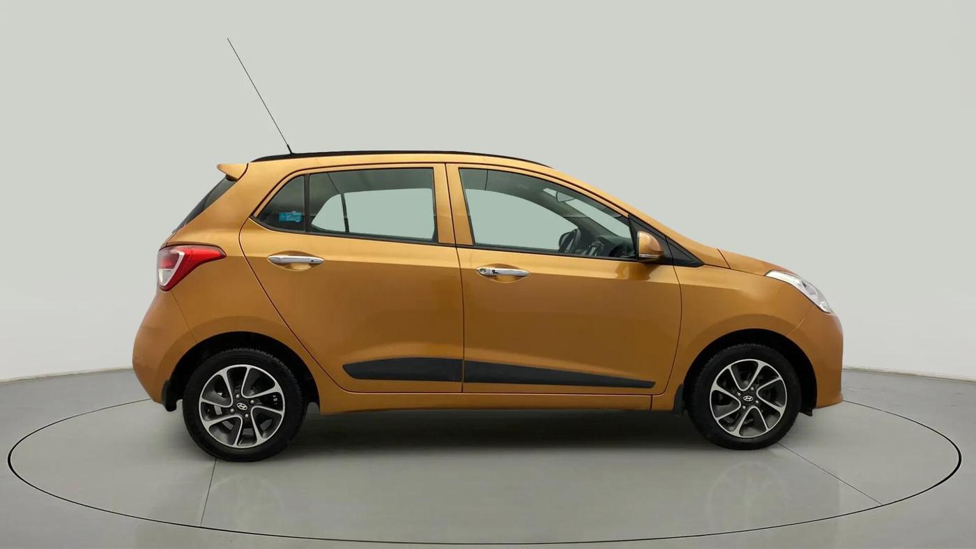 2017 Hyundai Grand i10 ASTA 1.2 KAPPA VTVT, Petrol, Manual, 35,476 km, Right Side View