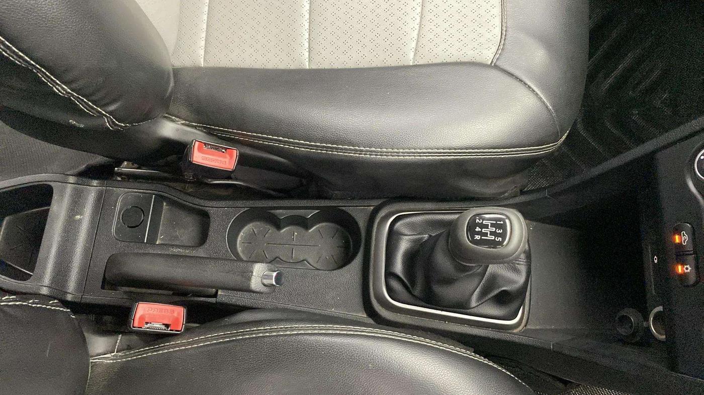 2021 Tata TIAGO NRG XZ MT, Petrol, Manual, 12,440 km, Gear Lever