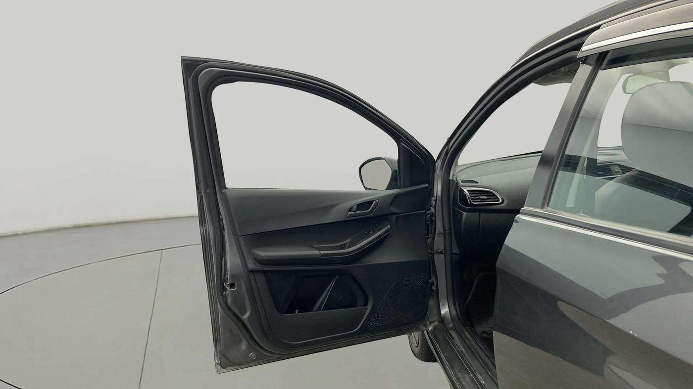 2021 Tata TIAGO NRG XZ MT, Petrol, Manual, 12,440 km, LHS Front Door