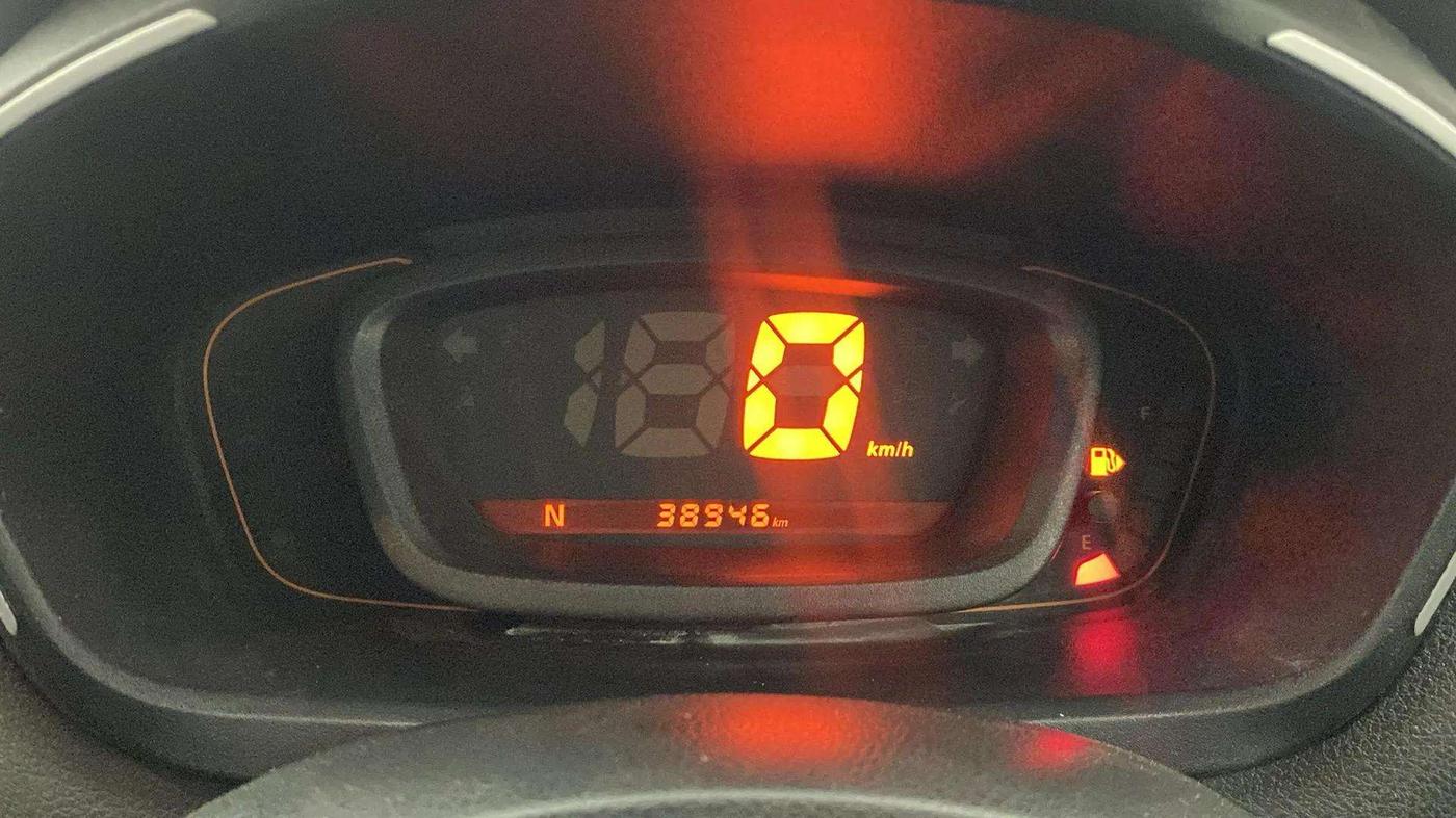 2017 Renault Kwid RXL 1.0 AMT, Petrol, Automatic, 38,944 km, Odometer Image