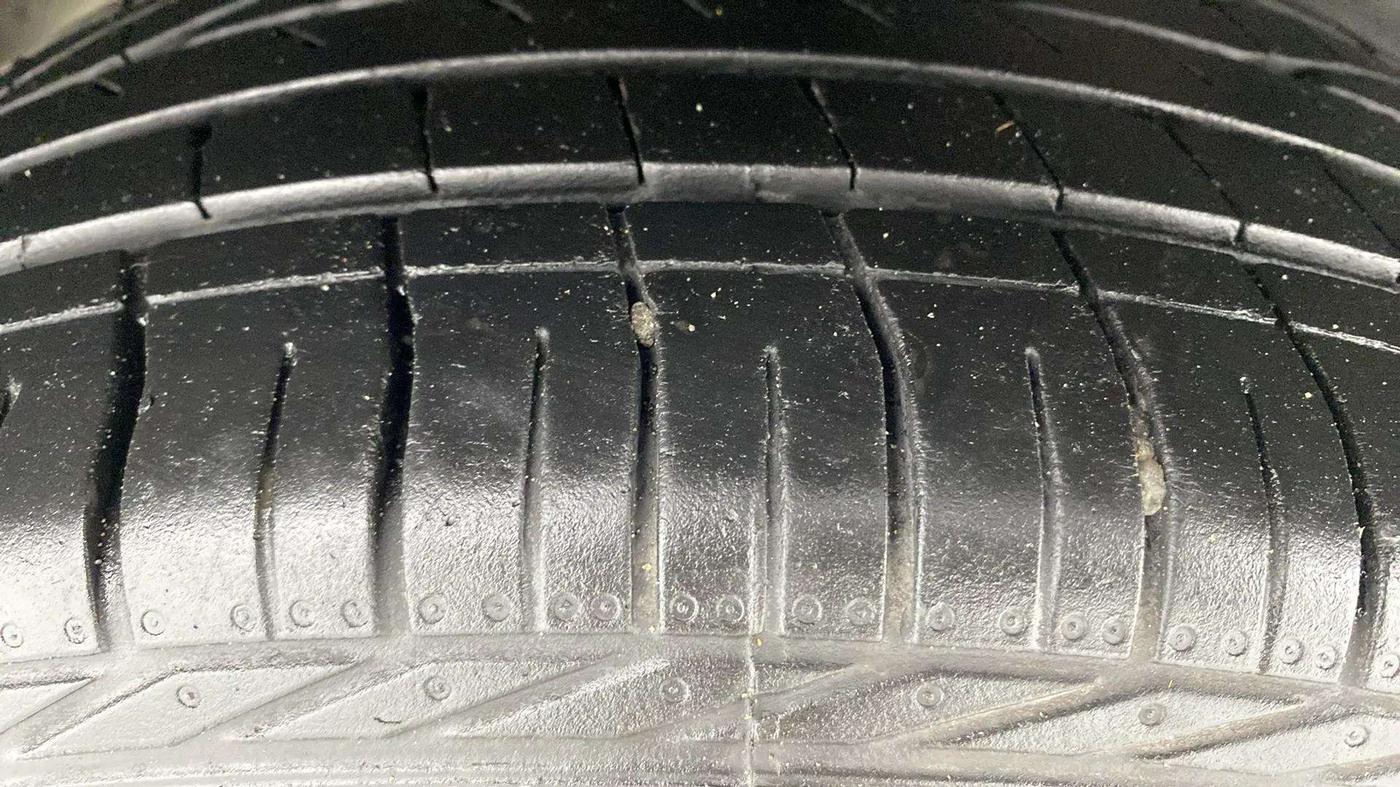 2021 Tata NEXON XZ PLUS PETROL, Petrol, Manual, 39,510 km, Right Rear Tyre Tread