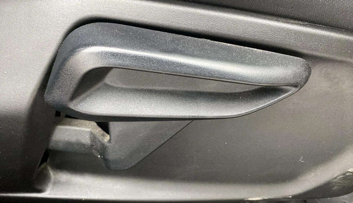 2021 Tata NEXON XZ PLUS PETROL, Petrol, Manual, 39,510 km, Driver Side Adjustment Panel