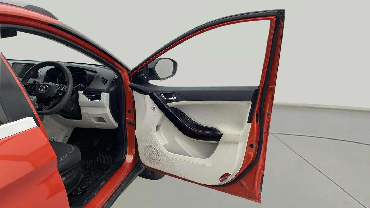 2021 Tata NEXON XZ PLUS PETROL, Petrol, Manual, 39,510 km, RHS Front Door