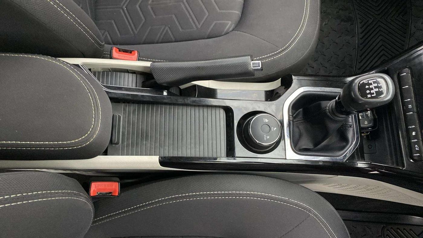 2021 Tata NEXON XZ PLUS PETROL, Petrol, Manual, 39,510 km, Gear Lever