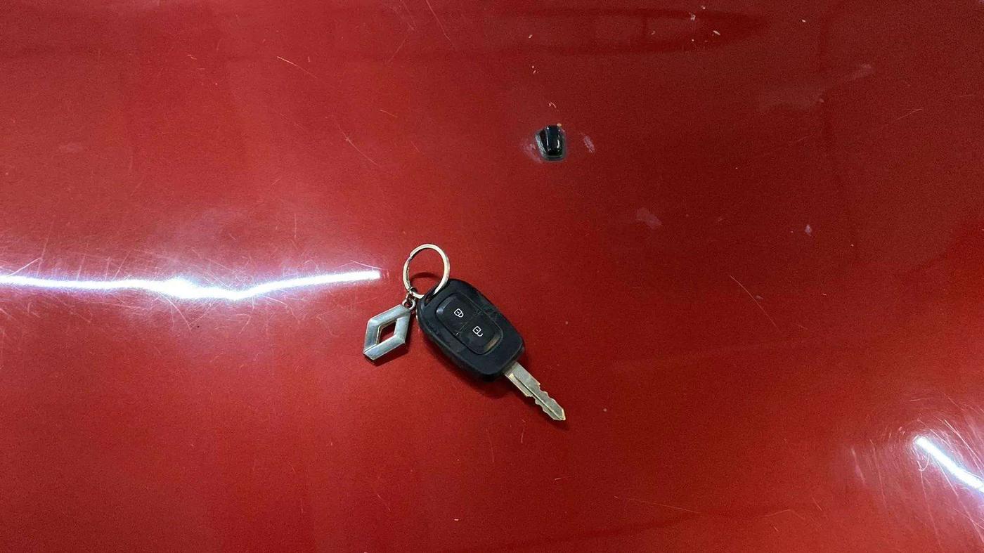 2020 Renault Kwid RXT 1.0 (O), Petrol, Manual, 9,797 km, Key Close Up